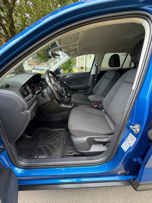 VW T-Roc 1,6Tdi - KUKA, Navi, Gr sjedala - VELIKI SERVIS - 1.Vlasnik, fotografija 12