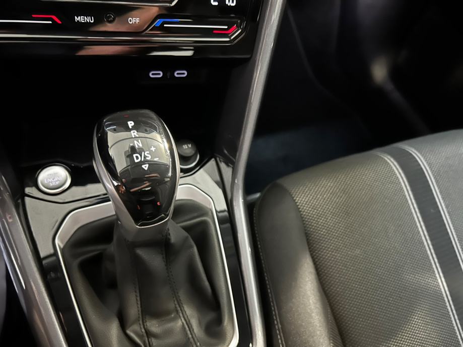 VW T-ROC 2,0 TDI 150 KS DSG STYLE LED KAMERA U PDV-U 12 MJ JAMSTVO, fotografija 14