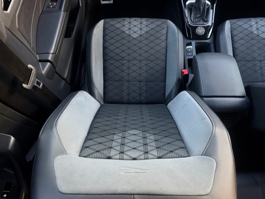 VW T-ROC 2.0 TDI 4MOTION DSG R-LINE, IQ LIGHT, FULL VIRTUAL, fotografija 20