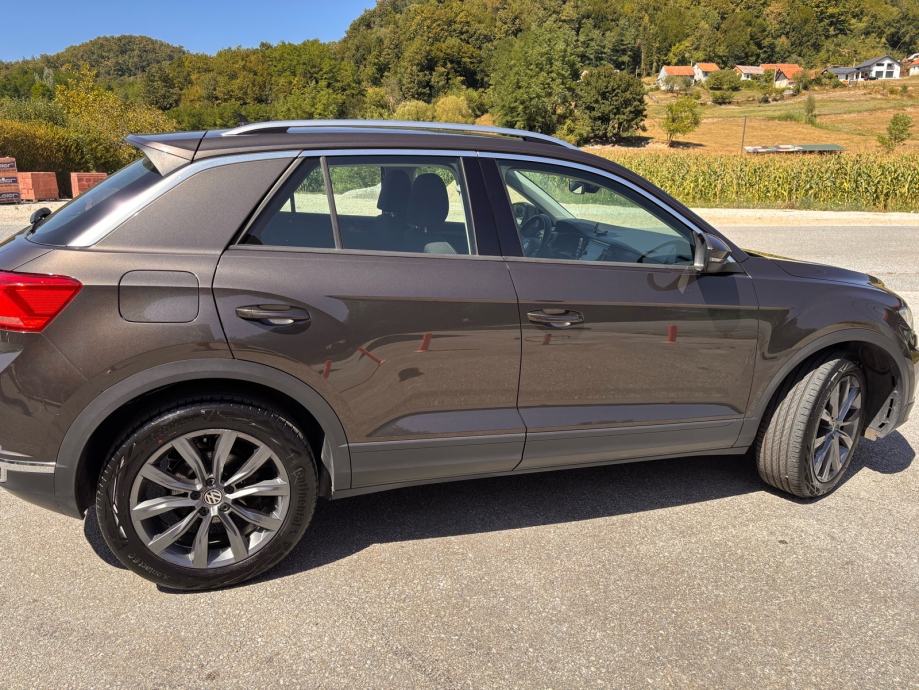VW T-Roc 2,0 TDI automatik, fotografija 8