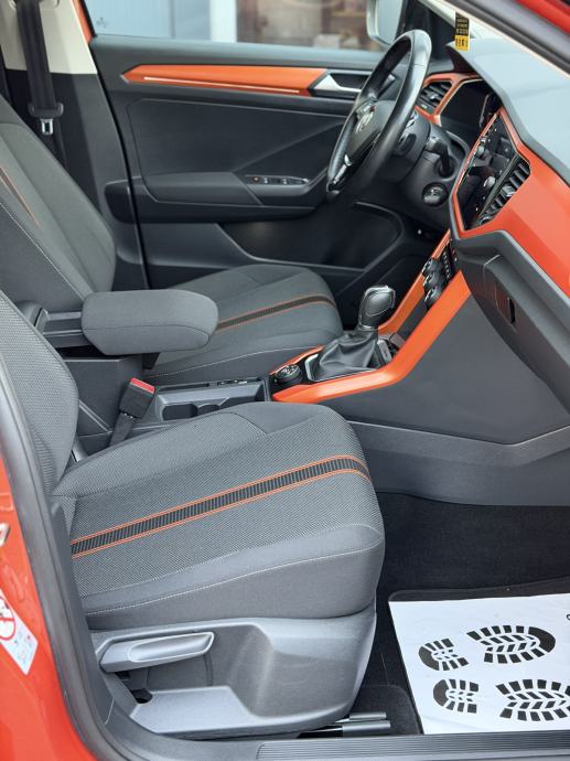VW T-Roc 2,0 TDI DSG/4MOTION/VIRTUAL/XENON/LED, fotografija 10