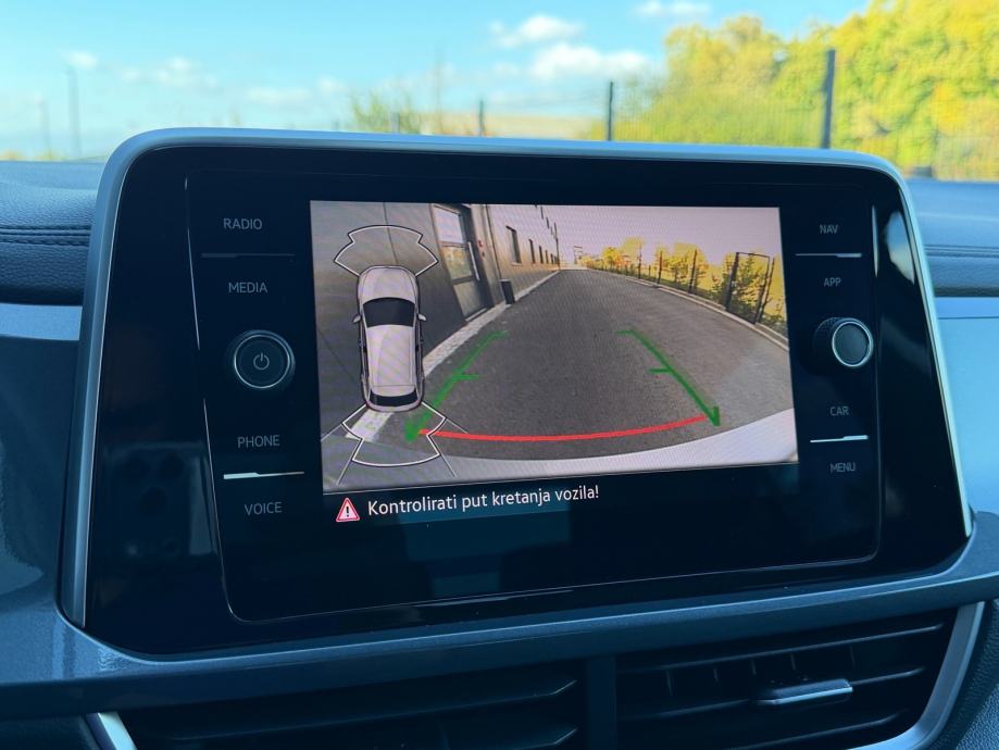 VW T-Roc 2,0 TDI DSG 150KS *Style* | LED IQ. | KAMERA | VIRTUAL | KOŽA, fotografija 15