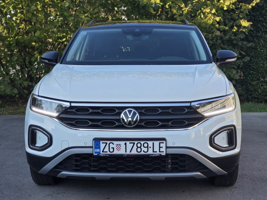 VW T-Roc 2,0 TDI DSG, BICOLOR, VIRTUAL, LEASING, REDIZAJN, pogled izvana - slika 2