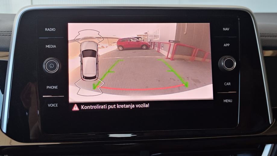VW T-Roc 2,0 TDI DSG R-LINE 150 KS, VIRTUAL, DVOBOJNI, KEYLESS!, fotografija 13