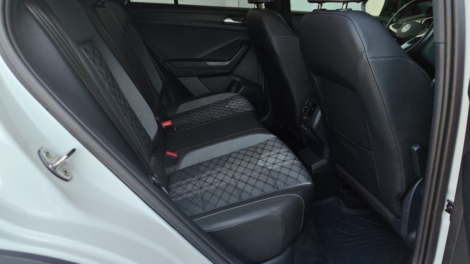 VW T-Roc 2,0 TDI DSG R-LINE 150 KS, VIRTUAL, DVOBOJNI, KEYLESS!, fotografija 11