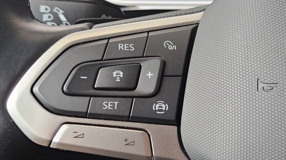 VW T-Roc 2,0 TDI DSG R-LINE 150 KS, VIRTUAL, GR.SJEDALA, KEYLESS!, fotografija 15