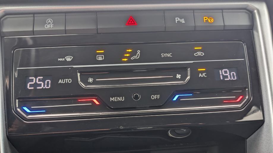 VW T-Roc 2,0 TDI DSG LIFE, fotografija 17