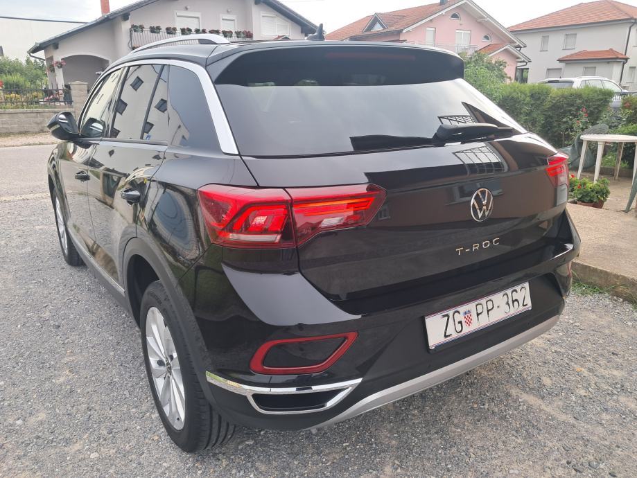VW T-Roc 2,0*TDI*DSG*STYLE*IQ LIGHT MATRIX*VIRTUAL*NAVIGACIJA*KAMERA*, fotografija 4