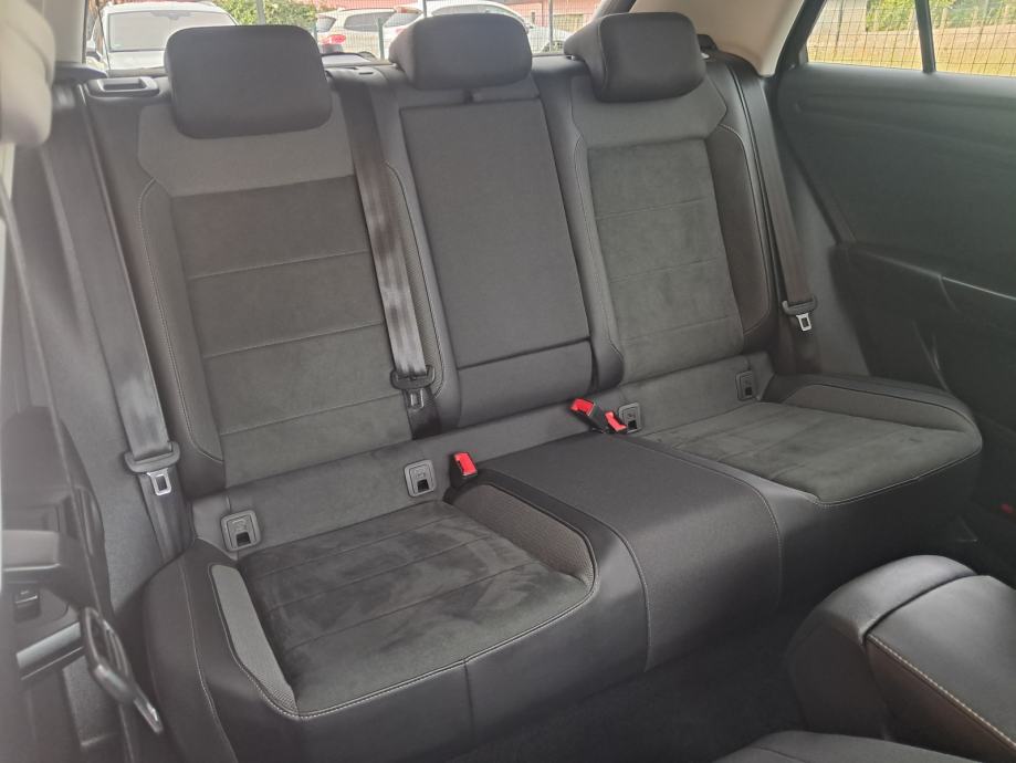 VW T-Roc 2,0*TDI*DSG*STYLE*IQ LIGHT MATRIX*VIRTUAL*NAVIGACIJA*KAMERA*, fotografija 18