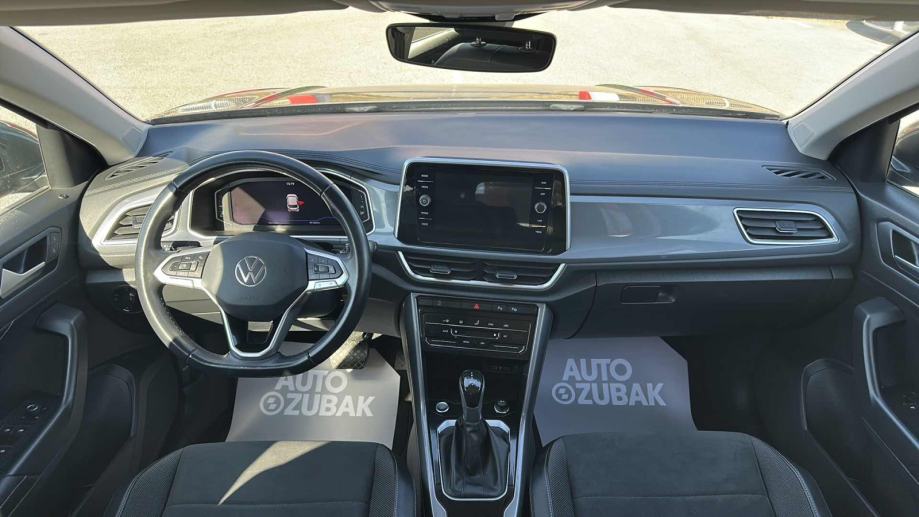 VW T-ROC 2022 • PREMIUM jamstvo • AutoZubak Rabljena, fotografija 11