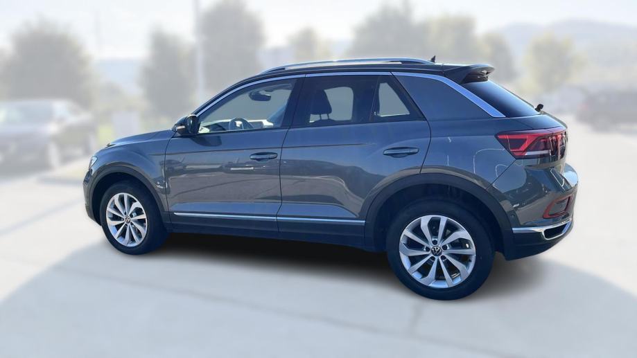 VW T-ROC 2023 • PREMIUM jamstvo • AutoZubak Rabljena, fotografija 6