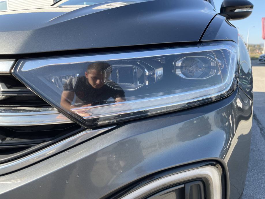 VW T-ROC 2023 • PREMIUM jamstvo • AutoZubak Rabljena, fotografija 13