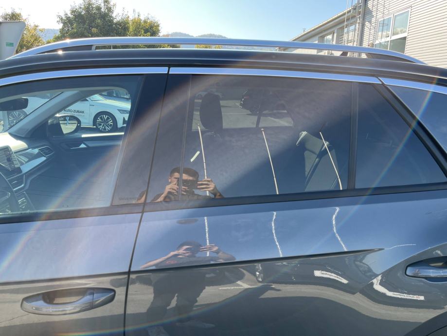 VW T-ROC 2023 • PREMIUM jamstvo • AutoZubak Rabljena, fotografija 16