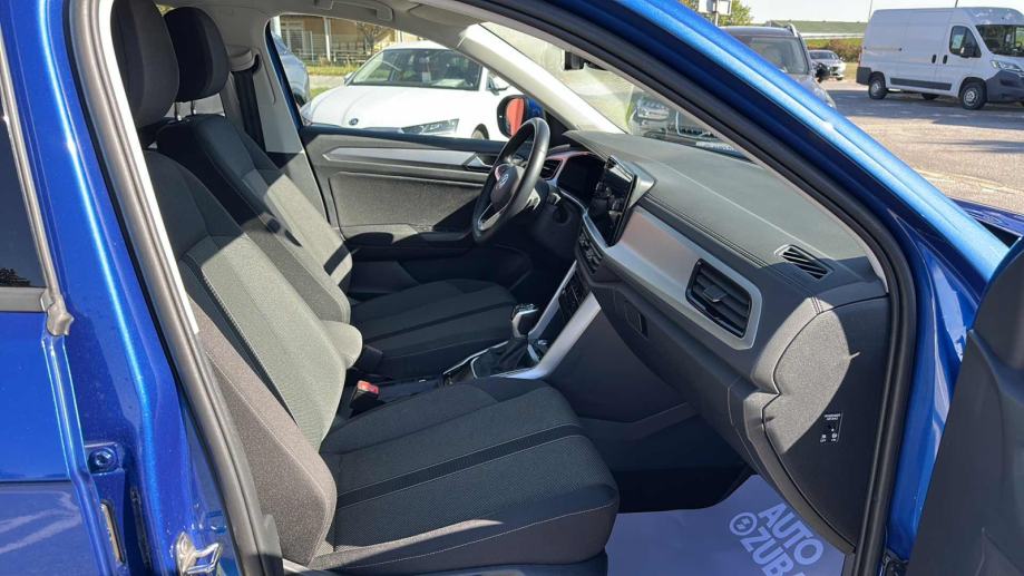 VW T-ROC 2024 • PREMIUM jamstvo • AutoZubak Rabljena, fotografija 9