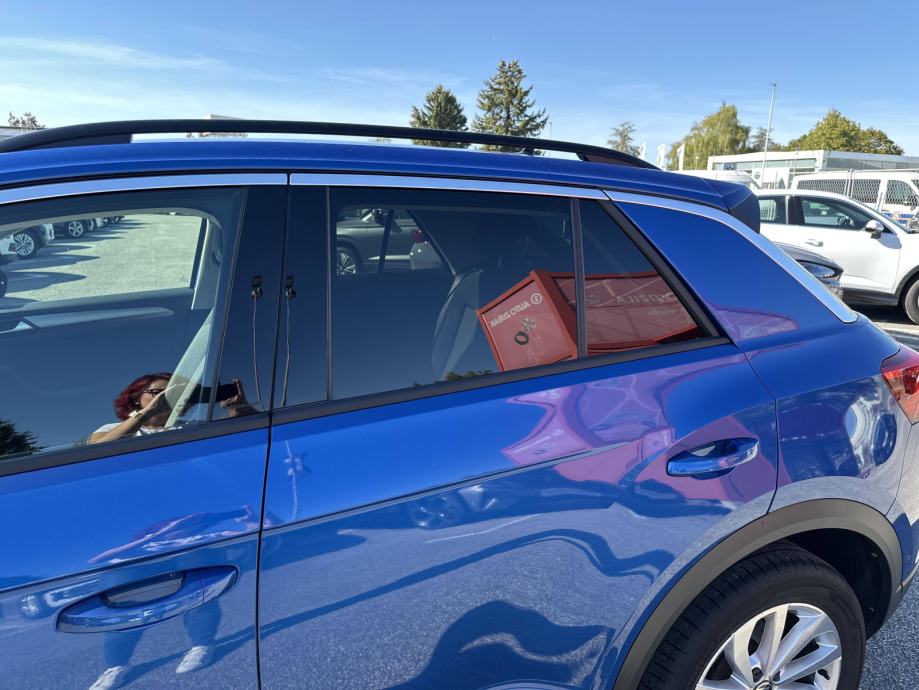 VW T-ROC 2024 • PREMIUM jamstvo • AutoZubak Rabljena, fotografija 15
