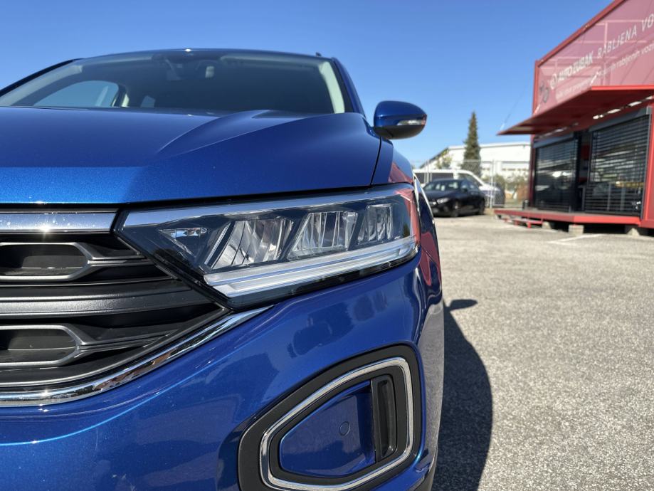 VW T-ROC 2024 • PREMIUM jamstvo • AutoZubak Rabljena, fotografija 17