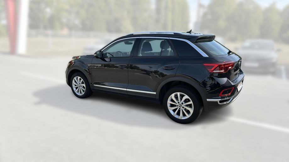 VW T-ROC 2024 • PREMIUM jamstvo • AutoZubak Rabljena, fotografija 6