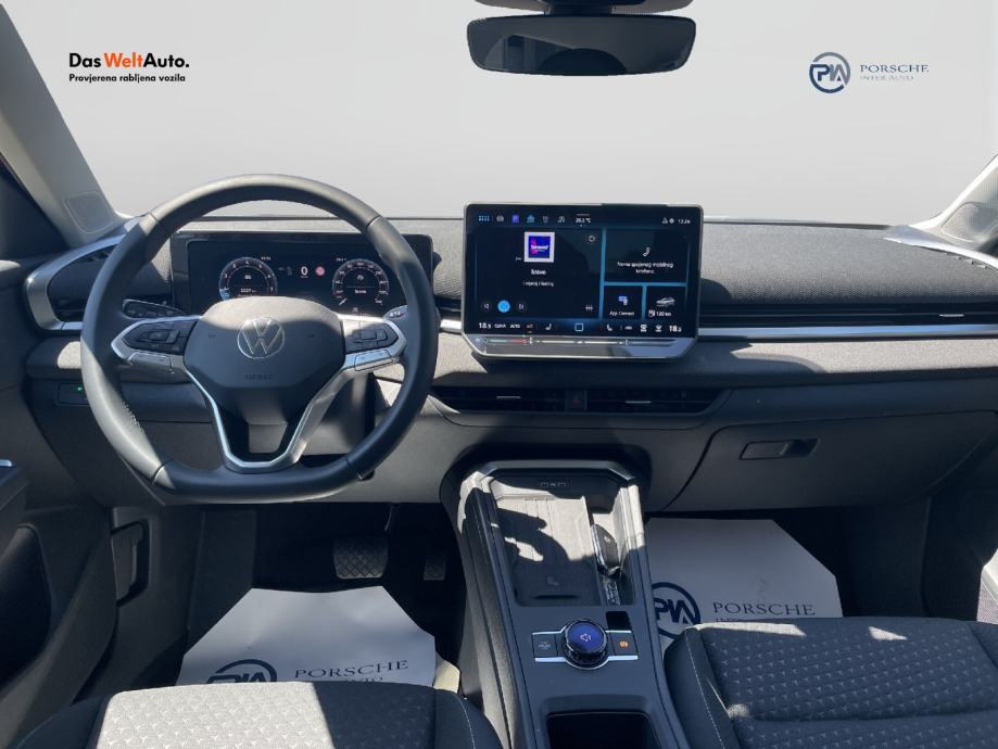 VW T-Roc NF 1.5 eTSI DSG Life, fotografija 12
