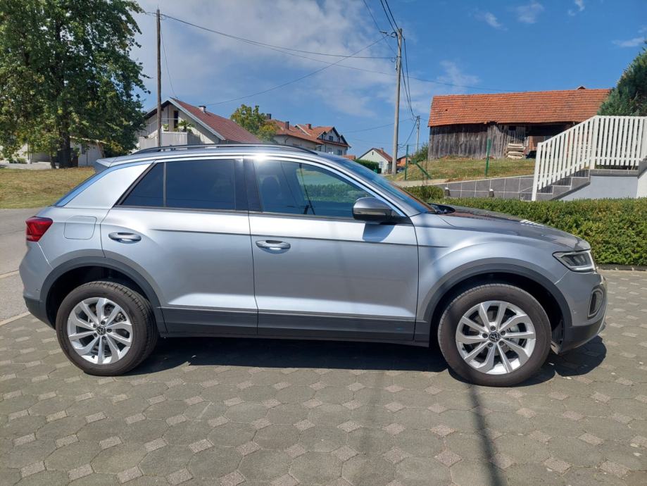 VW T-Roc TSI 85KW LIFE PLUS, fotografija 9