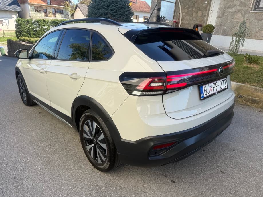 VW Taigo 1,0 TSI, 2023g, 61000 km, fotografija 7