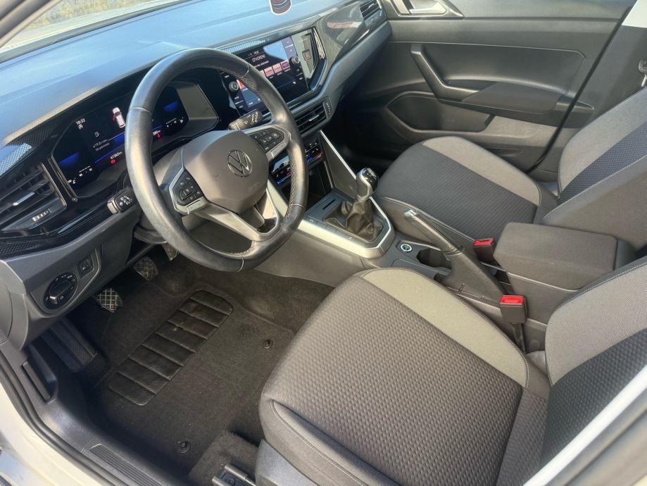 VW Taigo 1,0 TSI, 2023g, 61000 km, fotografija 10