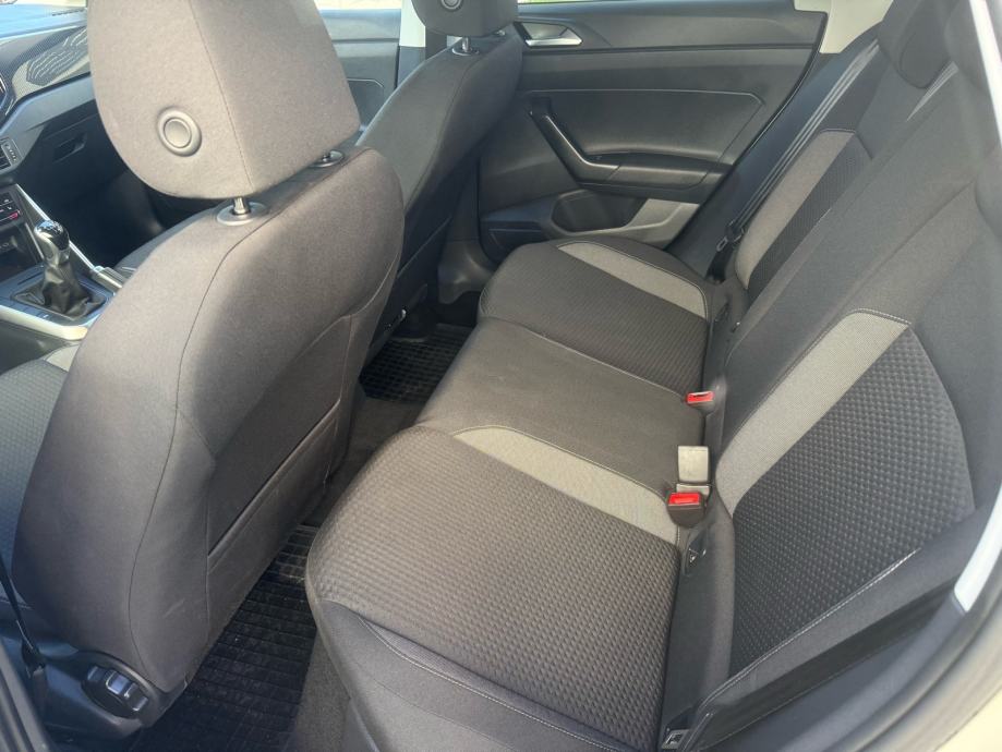 VW Taigo 1,0 TSI, 2023g, 61000 km, fotografija 12