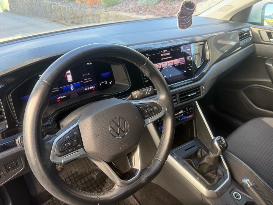 VW Taigo 1,0 TSI, 2023g, 61000 km, fotografija 14