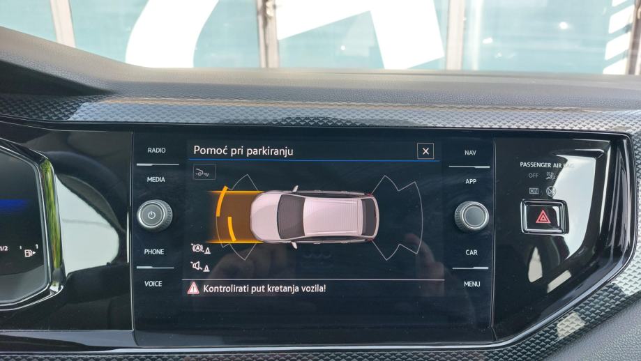 VW Taigo 1,0 TSI LIFE PLUS, HR VOZILO, JAMSTVO DO 04/2031 **AKCIJA**, fotografija 16