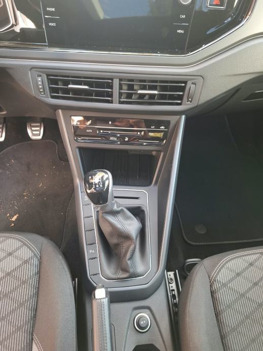 VW Taigo 1,0 TSI R Oprema, fotografija 6