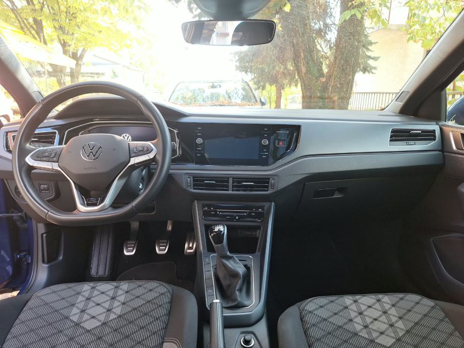 VW Taigo 1,0 TSI R Oprema, fotografija 8