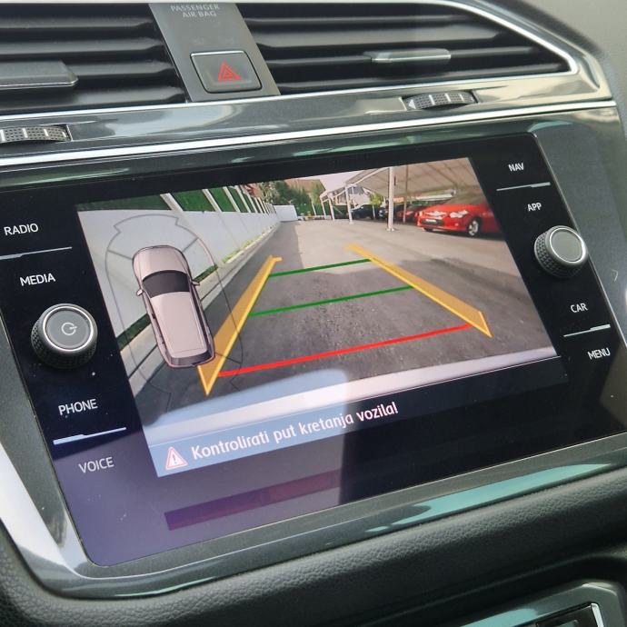VW Tiguan 1,4 TSI ○PANORAMA | PARK PILOT | RADAR..., fotografija 17