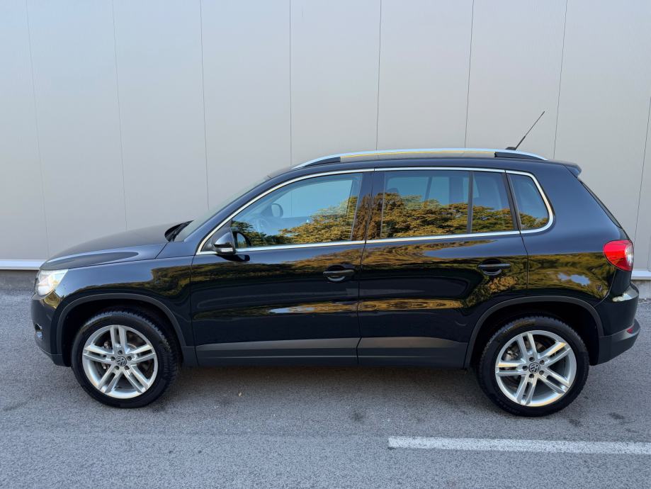 VW Tiguan 1,4 TSI SPORT 150 KS *HR AUTO* 120 TKM * ORIGINAL !! ALU !!, fotografija 19