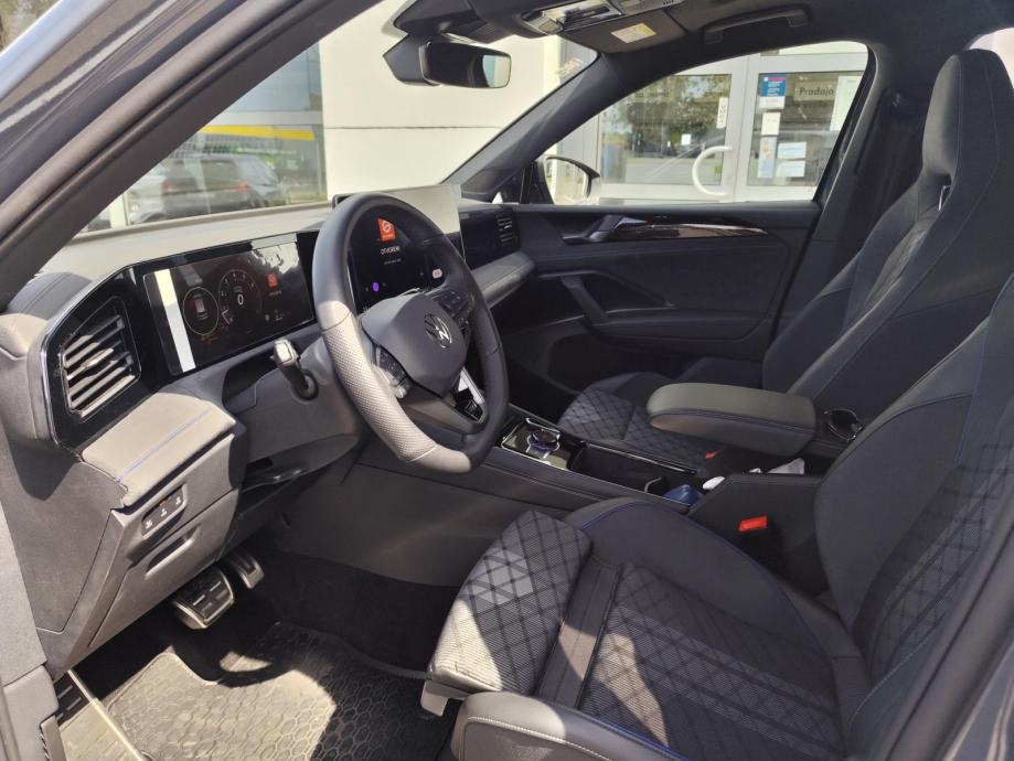 VW Tiguan 1.5 eTSI DSG R-Line Plus, fotografija 11