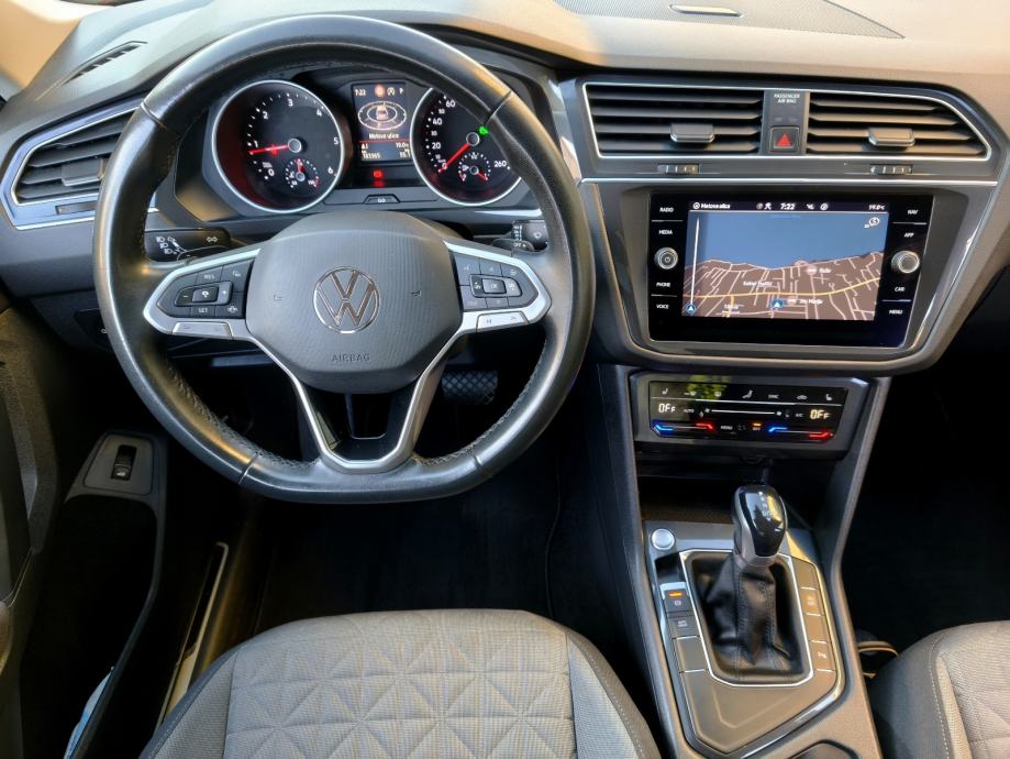 VW Tiguan 2,0 elegance*2023 god. Perfektno stanje auta., fotografija 11