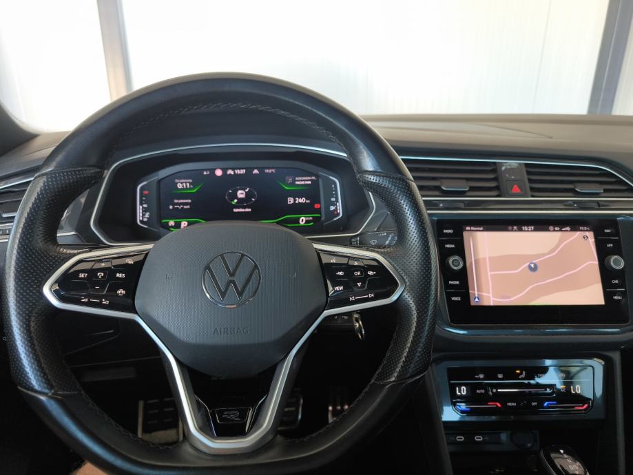VW Tiguan 2,0TFSI R-line 4x4 140kw TOP STANJE!, fotografija 11
