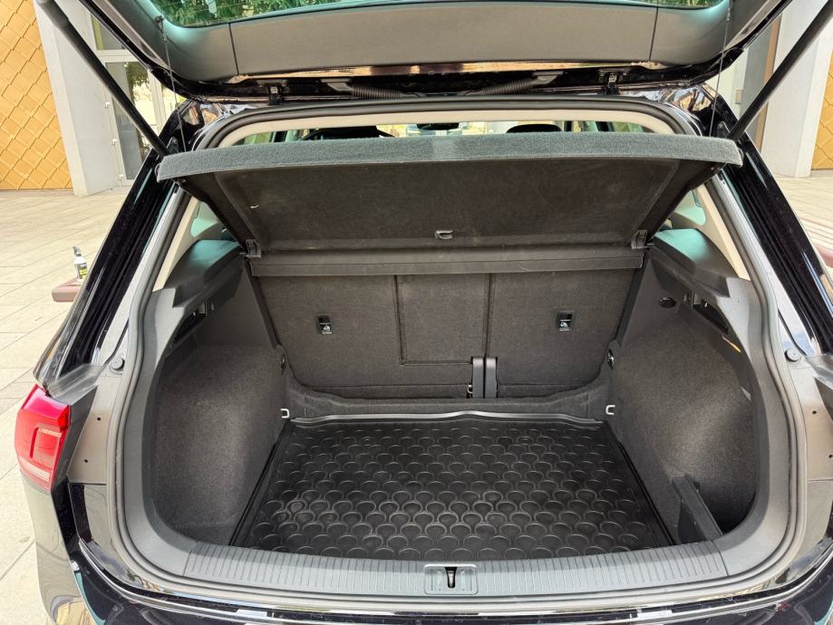 VW Tiguan 2,0 TDI 2021, Prvi vlasnik, 104.000km, Tvorničko jamstvo, fotografija 13