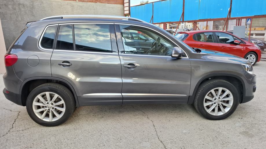 VW Tiguan 2,0 TDI automatik, 4x4, napravljen servis, bez ulaganja, fotografija 5