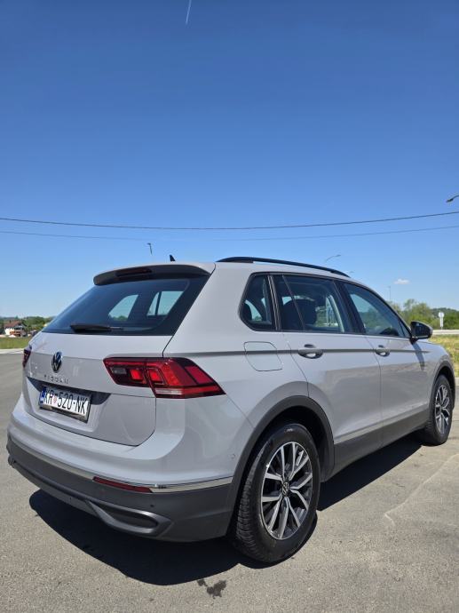 VW Tiguan 2,0 TDI 110KW DSG, fotografija 3