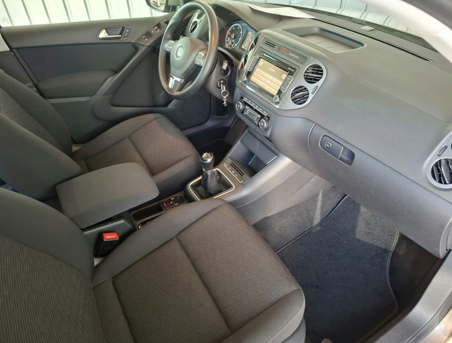 VW Tiguan 2,0 TDI BMT ALU PDC KAMERA TEMPOMAT BLUETOOTH GARANCIJA, fotografija 8