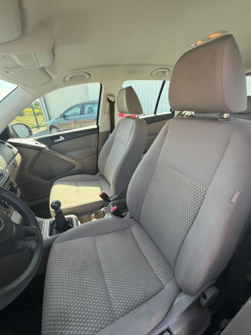 VW Tiguan 2,0 TDI BMT, fotografija 6