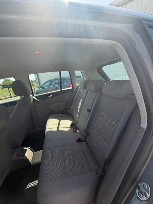 VW Tiguan 2,0 TDI BMT, fotografija 8