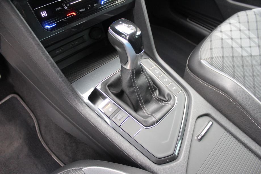 VW Tiguan 2,0 TDI DSG, 3xR-LINE, LED, NAVI, KOŽA, ALU 19", GARANCIJA., fotografija 13