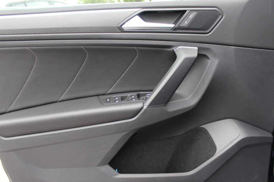 VW Tiguan 2,0 TDI DSG, 3xR-LINE, LED, NAVI, KOŽA, ALU 19", GARANCIJA., fotografija 14