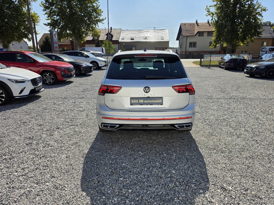 VW Tiguan 2,0 TDI DSG 61TKM,SERV.,NAVI.,MATRIX,ALU.,VIRT.,KAM., R LINE, fotografija 4