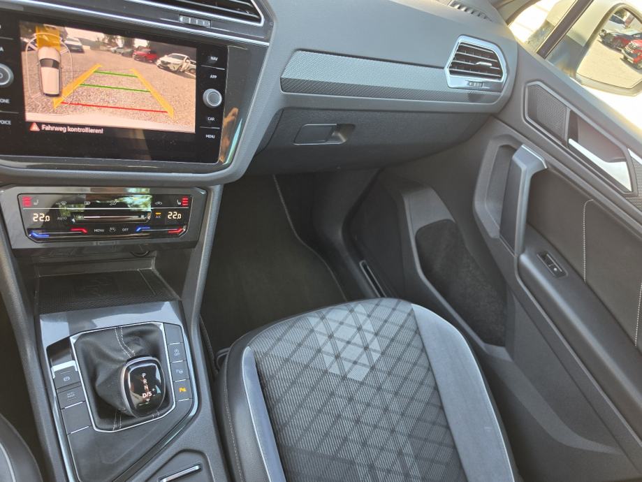 VW Tiguan 2,0 TDI DSG 61TKM,SERV.,NAVI.,MATRIX,ALU.,VIRT.,KAM., R LINE, fotografija 11