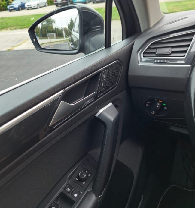VW Tiguan 2,0 TDI DSG HIGHLINE, fotografija 11
