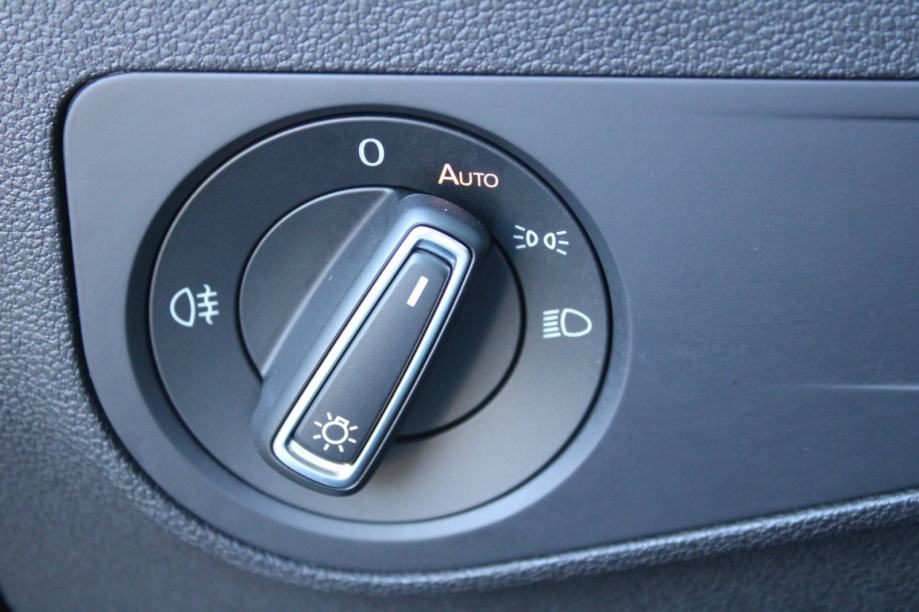 VW Tiguan 2.0 TDi DSG *LED, NAVIGACIJA, KAMERA*, fotografija 16
