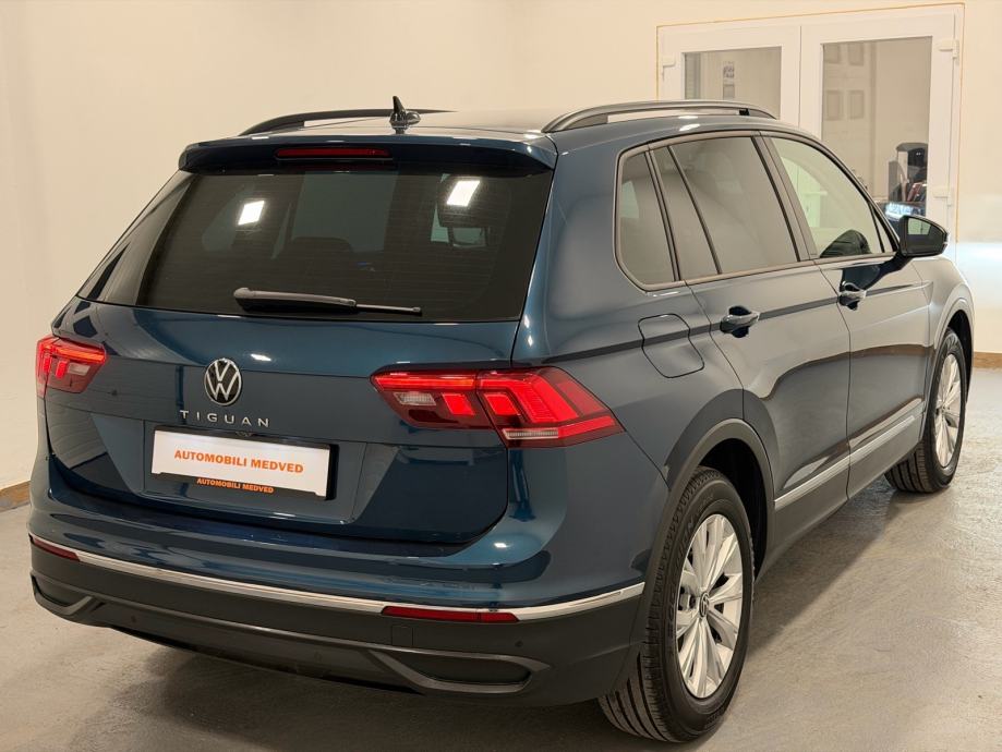 VW TIGUAN 2,0 TDI,HEAD UP,VIRTUAL,AMBI,KAMERA,LANE ASISST,JAMSTVO 24mj, fotografija 7