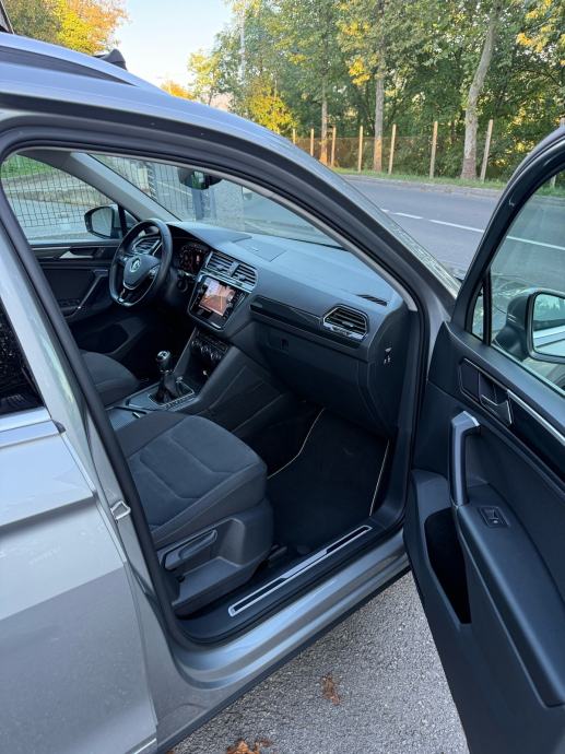 VW Tiguan 2,0 TDI Highline *JAMSTVO 12 MJESECI*, fotografija 10
