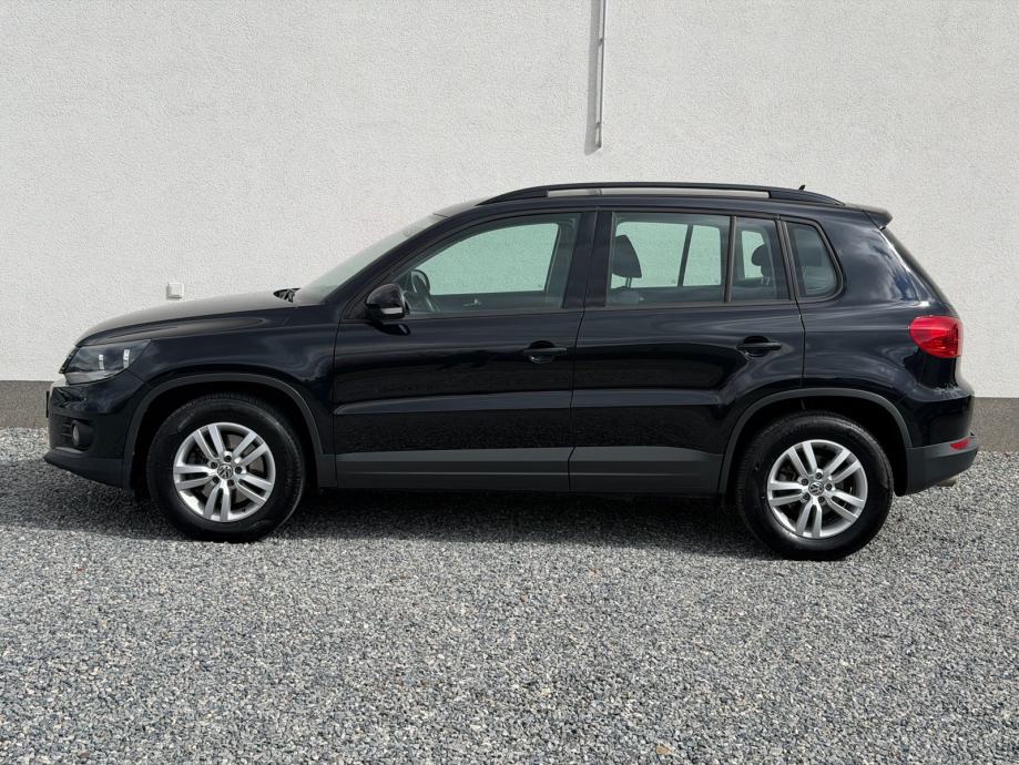 VW Tiguan 2,0 TDI kamera/tempomat/navigacija/p.senzori/kuka, fotografija 4